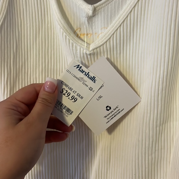 Women’s Thong Bodysuit - Picture 3 of 4